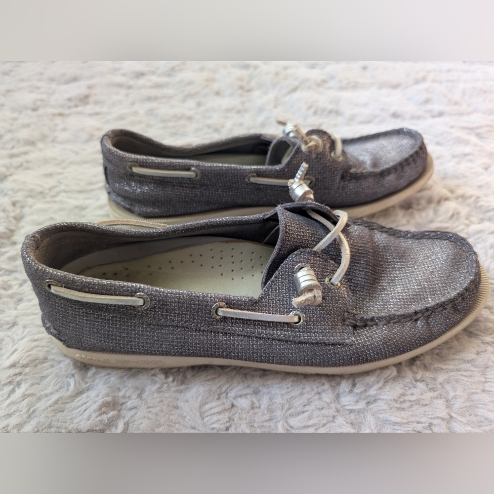 Women's Sperry Boat Shoes Metallic Navy Size 8